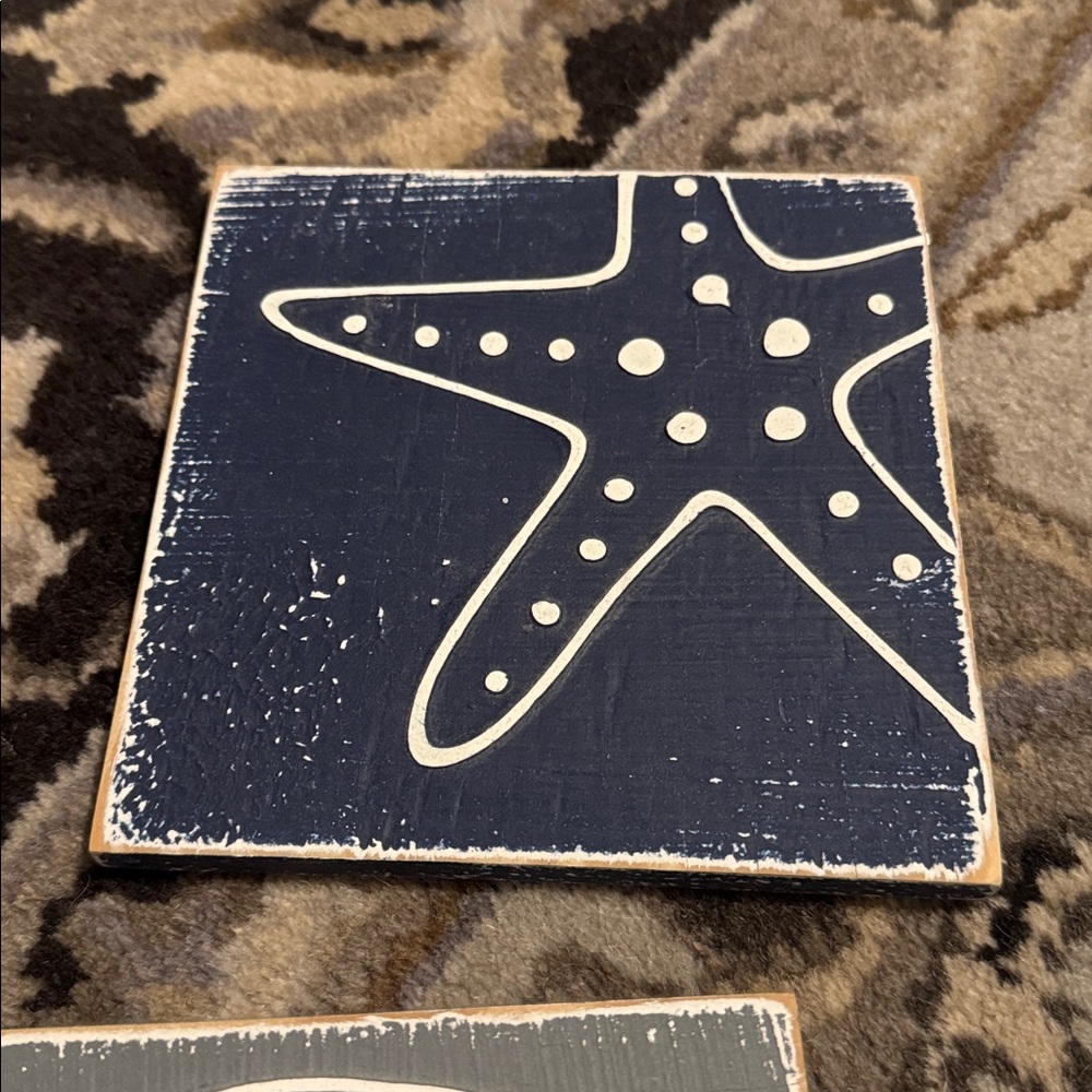 NWT, set of 3 beach wall decor - Picture 3 of 6